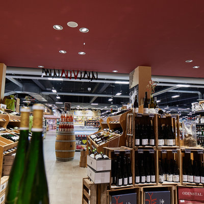 Weinhandlung univinum — Vinothek by UE